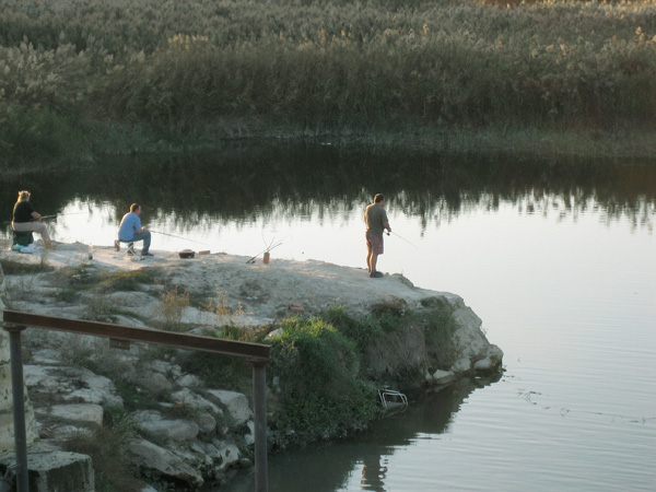 Pescando en el Segura.